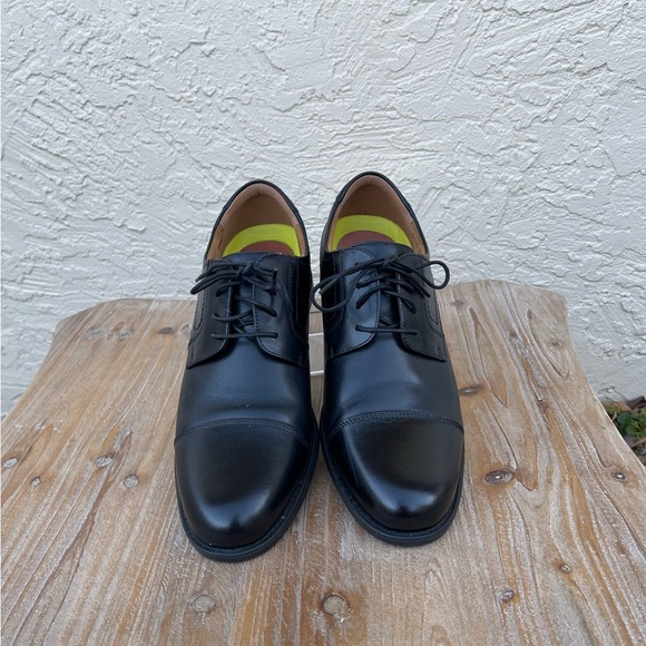 Florsheim Forcast Cap Toe Oxford Size 11D - Picture 1 of 5